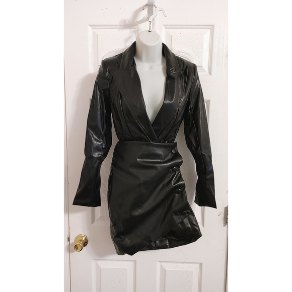 Kuweka Pleather - Picture 7 of 16